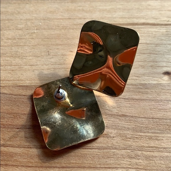 Gold earing set - Picture 3 of 3